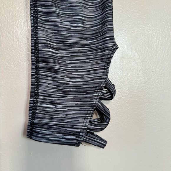 Gray Inspired Hearts Active Leggings Size S EUC - Picture 5 of 6